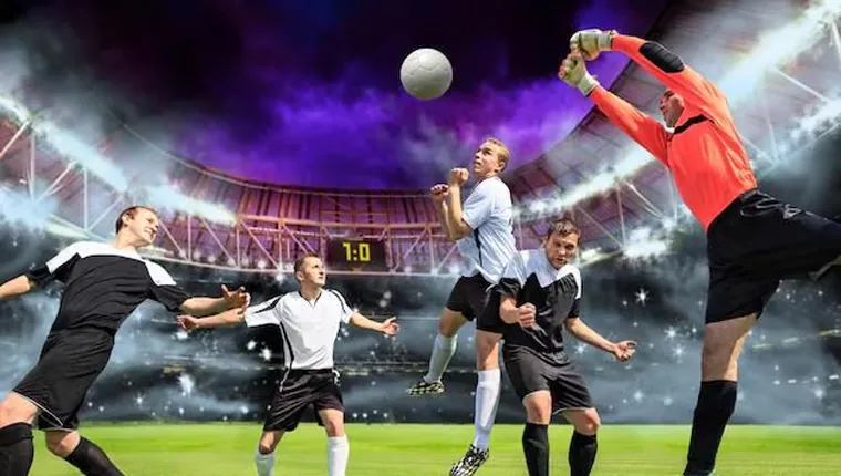 Customer support agent assisting a player with a dispute at PHDREAM, symbolizing help and communication